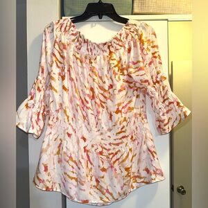 Cabi Women’s white / pink /orange mixed Off
Shoulder Drop Off blouse size small